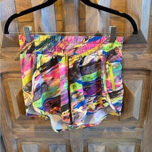 Lululemon track that short, size 6. 4 inch inseam